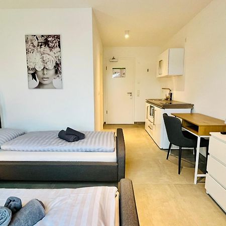 Livingboxx Karlsruhe - Messe I Neuwertige Apartments Mit Kueche Rheinstetten Buitenkant foto